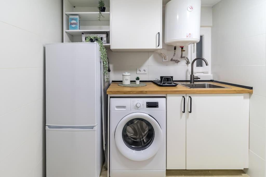 Acogedor Apartamento Centrico ซานตานเดร์ ภายนอก รูปภาพ